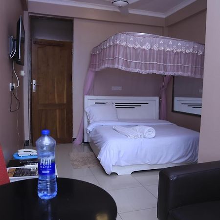 B10 Airport Lodge Darüsselam Dış mekan fotoğraf
