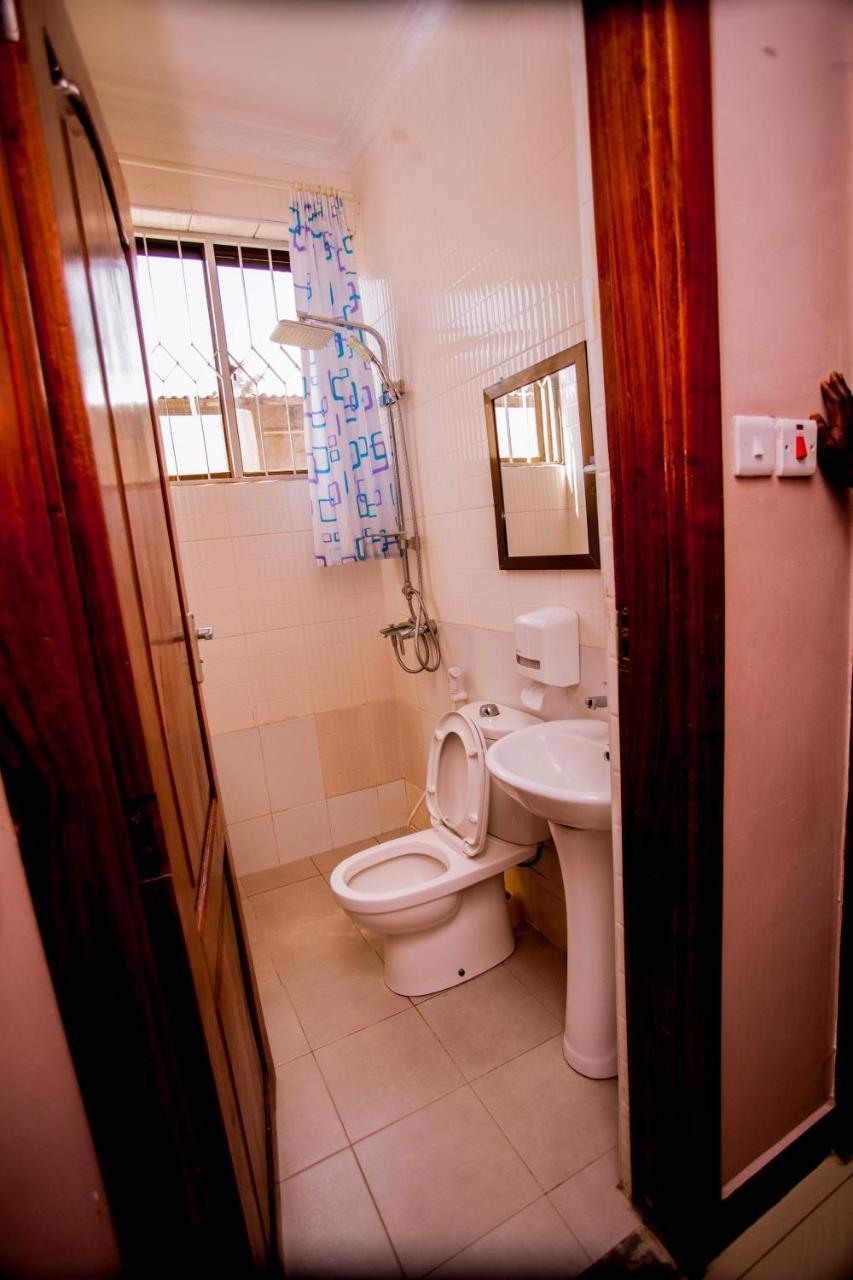 B10 Airport Lodge Darüsselam Dış mekan fotoğraf