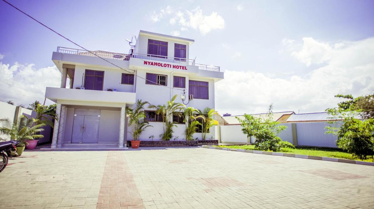B10 Airport Lodge Darüsselam Dış mekan fotoğraf