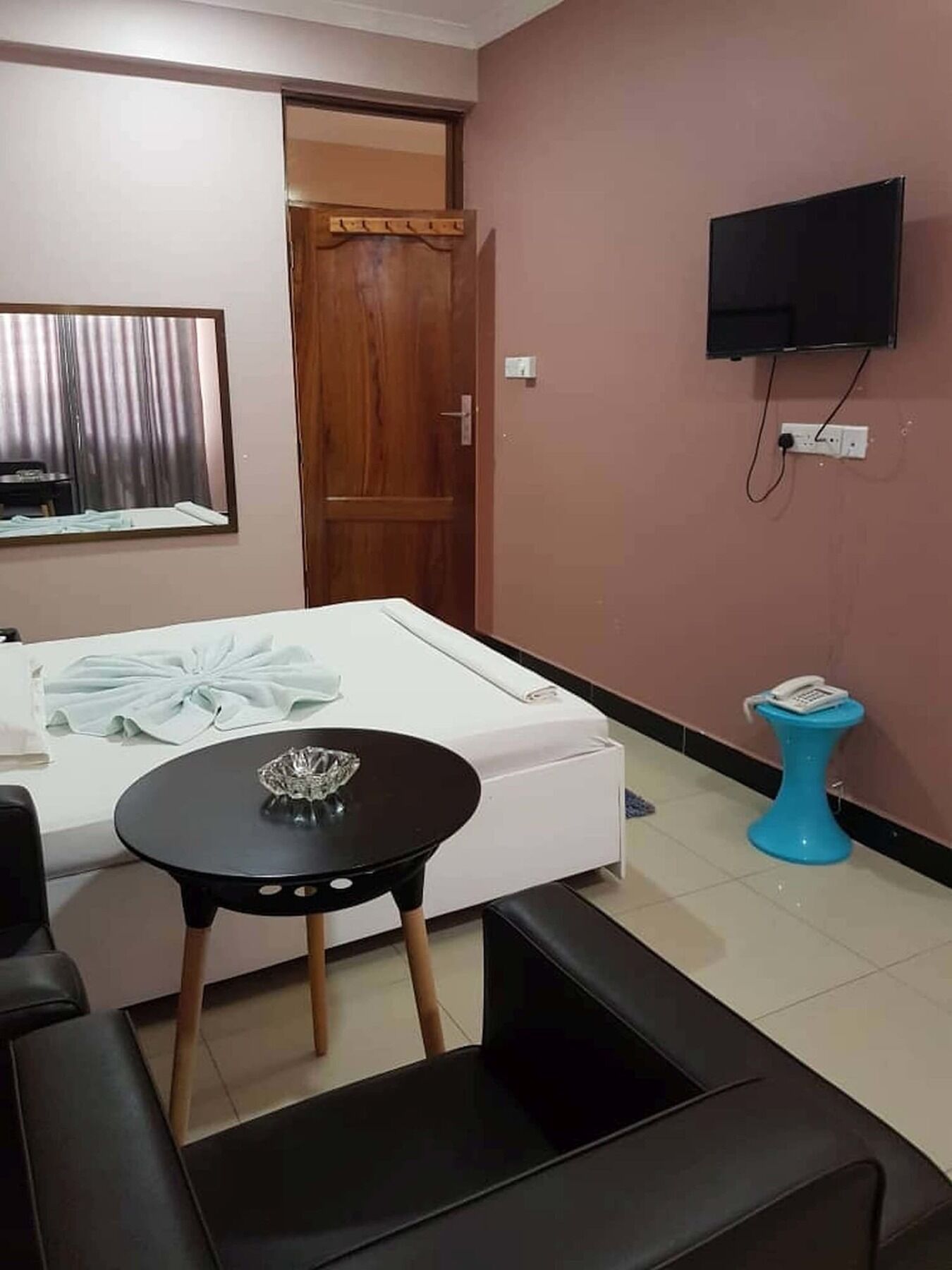 B10 Airport Lodge Darüsselam Dış mekan fotoğraf