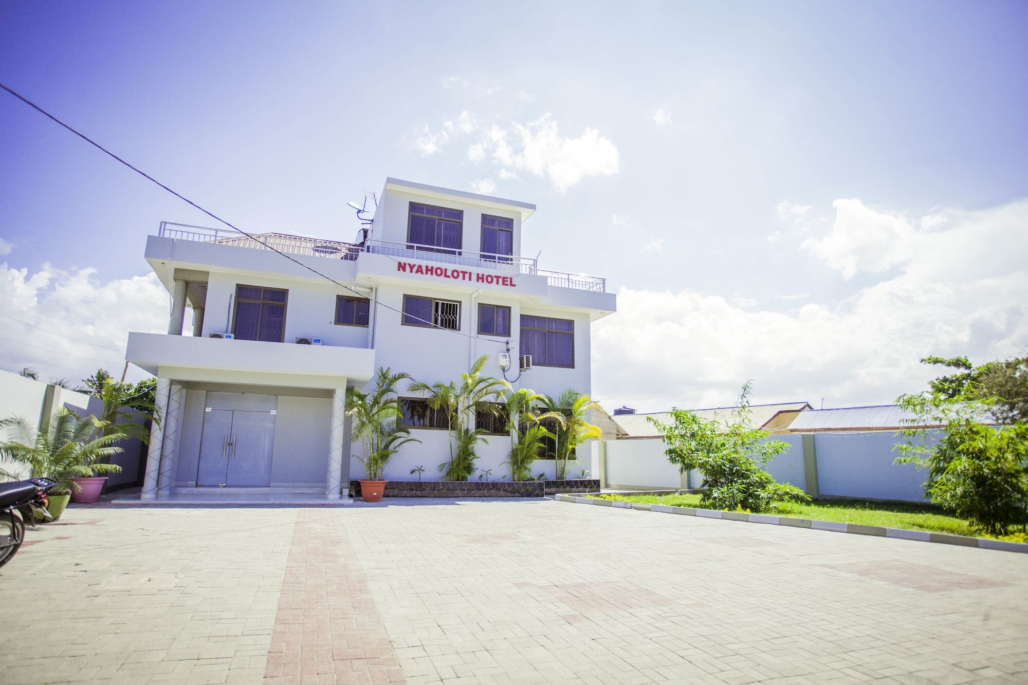 B10 Airport Lodge Darüsselam Dış mekan fotoğraf